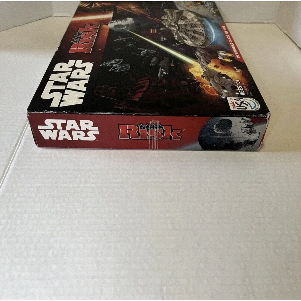 Star Wars Risk board game - Complete and in good shape